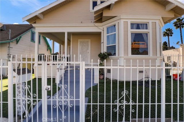 610 E 24th Street, Los Angeles, CA 90011