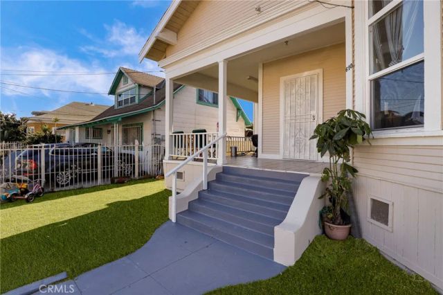 610 E 24th Street, Los Angeles, CA 90011