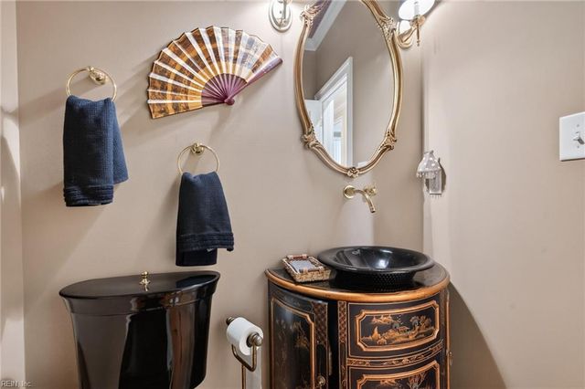 308 Dogleg DR, Williamsburg, VA 23188