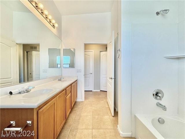 8805 Jeffreys Street 2104, Las Vegas, NV 89123