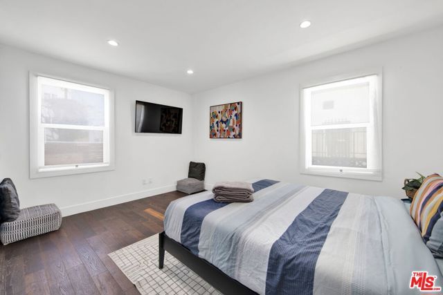 1607 W 85th Street, Los Angeles, CA 90047