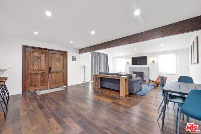 1607 W 85th Street, Los Angeles, CA 90047