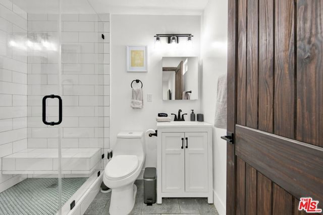 1607 W 85th Street, Los Angeles, CA 90047