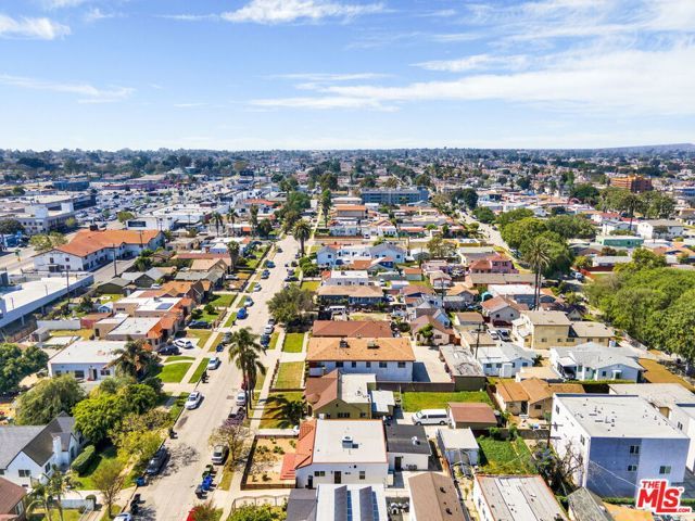 1607 W 85th Street, Los Angeles, CA 90047