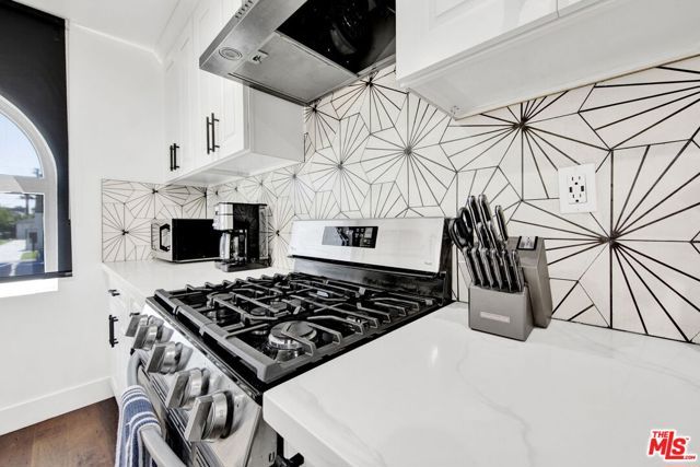 1607 W 85th Street, Los Angeles, CA 90047