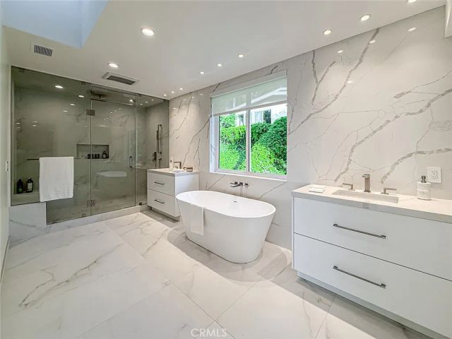 4266 Louise Avenue, Encino, CA 91316