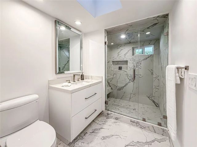 4266 Louise Avenue, Encino, CA 91316