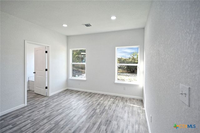 1234 Clearcreek Drive, Canyon Lake, TX 78133