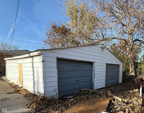 4257 Weaver Avenue, Indianapolis, IN 46227