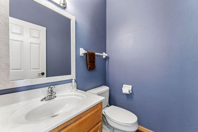 2810 White Eagle Drive, Woodbury, MN 55129
