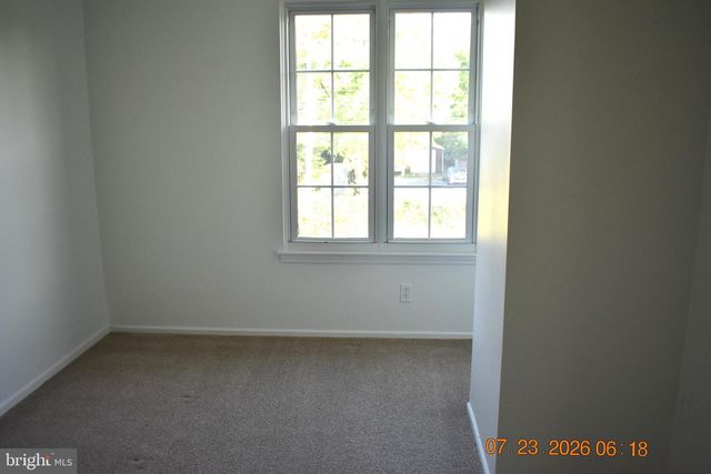 1604 SHENANDOAH CT, Allentown, PA 18104