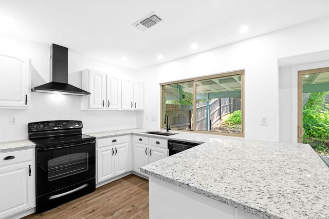 5426 Timbermont St, San Antonio, TX 78250