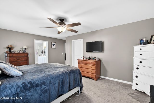 1139 Carteret Manor Drive, Jacksonville, NC 28546