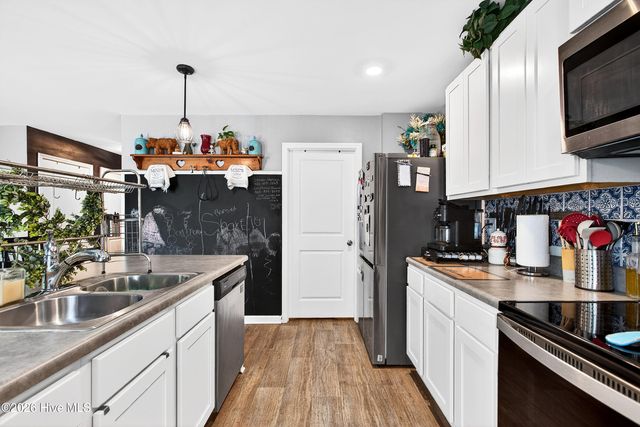 1139 Carteret Manor Drive, Jacksonville, NC 28546