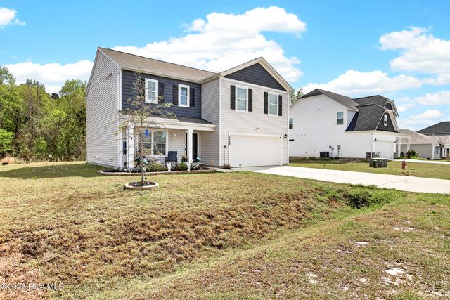 1139 Carteret Manor Drive, Jacksonville, NC 28546