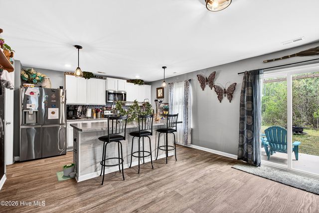 1139 Carteret Manor Drive, Jacksonville, NC 28546