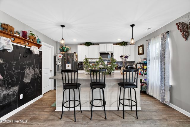 1139 Carteret Manor Drive, Jacksonville, NC 28546