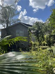 3244 MOORES LAKE ROAD, Dover, FL 33527