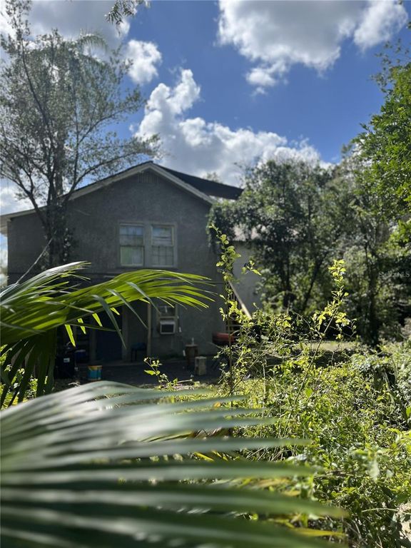 3244 MOORES LAKE ROAD, Dover, FL 33527