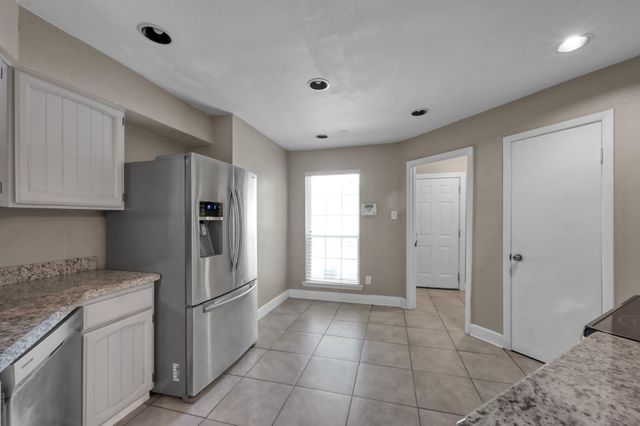 12015 Fallbrook Drive, Houston, TX 77065