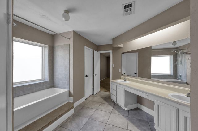 12015 Fallbrook Drive, Houston, TX 77065
