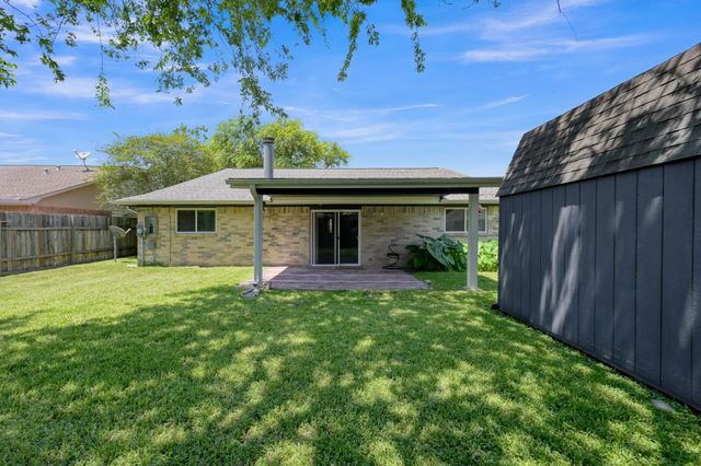 12015 Fallbrook Drive, Houston, TX 77065