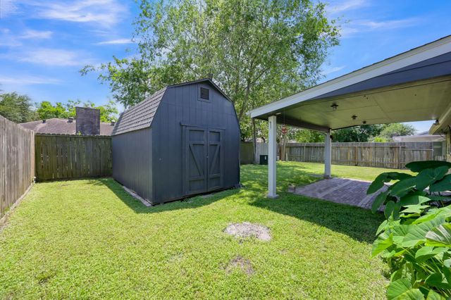 12015 Fallbrook Drive, Houston, TX 77065
