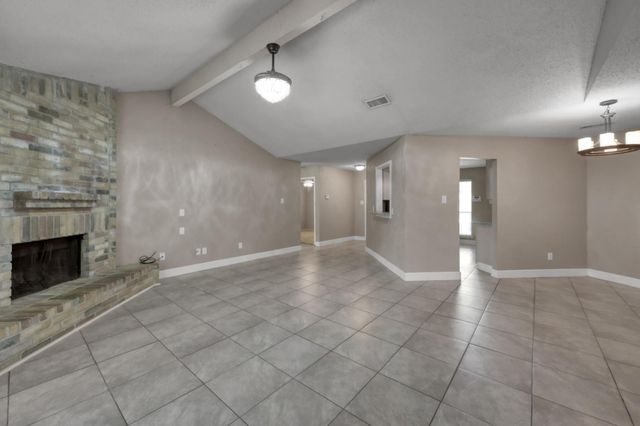 12015 Fallbrook Drive, Houston, TX 77065