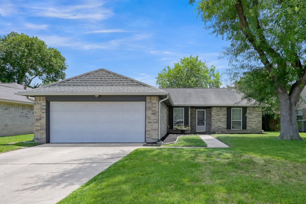 12015 Fallbrook Drive, Houston, TX 77065