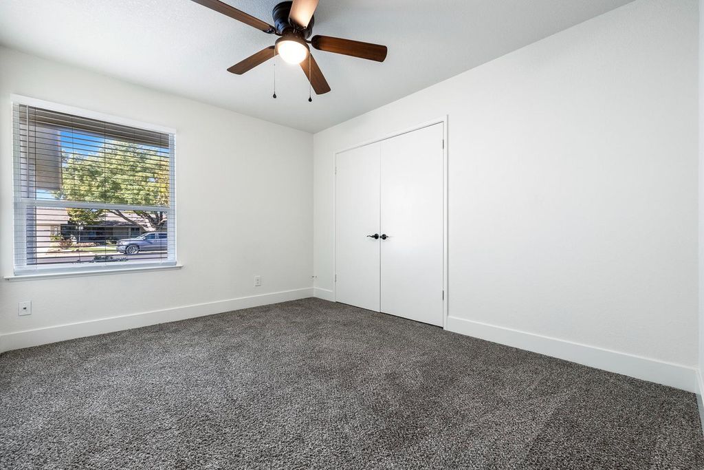 Image 26 of property listing at 411 Mcarthur Avenue, Clovis, CA 93611