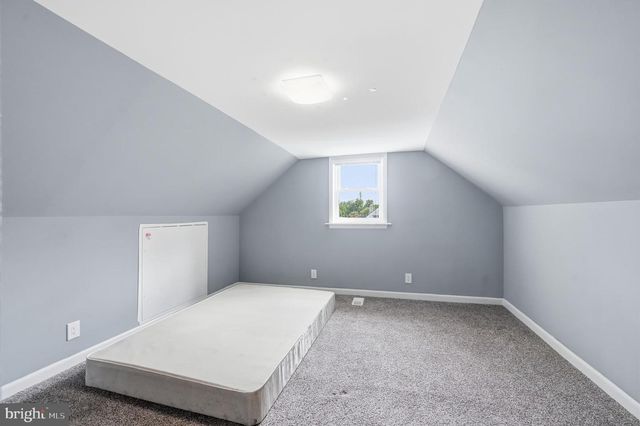 25 E MAIDEN LN, Somerdale, NJ 08083