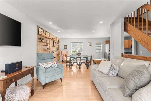 16 Joseph Lane, Essex, VT 05452