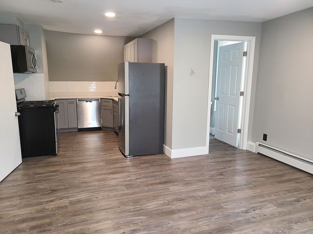 17 Stearns St 3, Malden, MA 02148