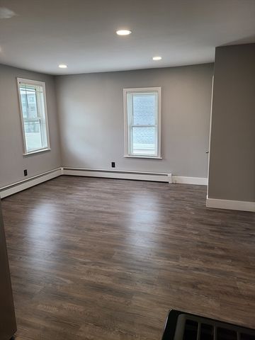 17 Stearns St 3, Malden, MA 02148