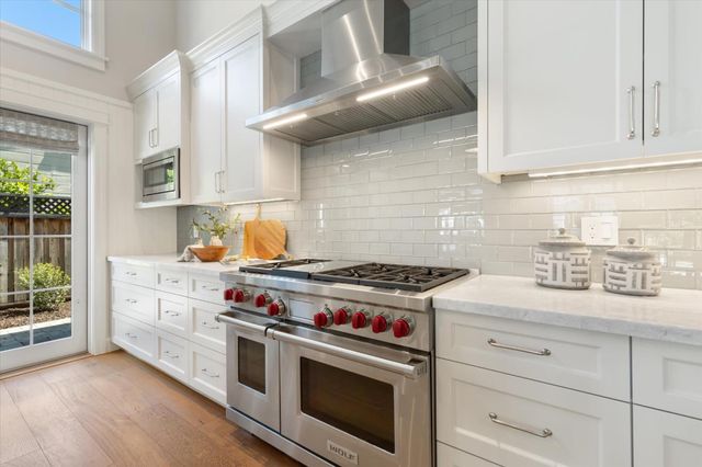 595 Springer Terrace, Los Altos, CA 94024