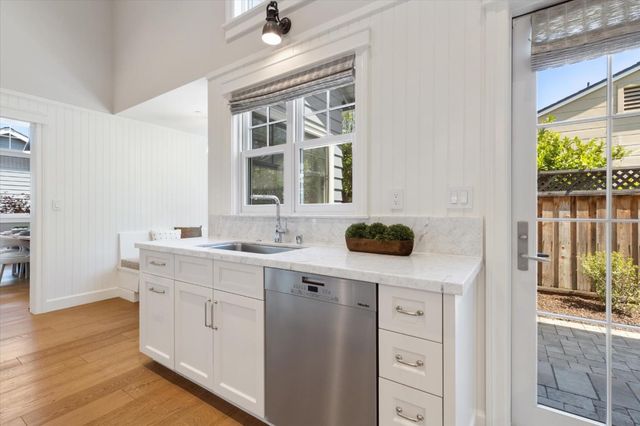595 Springer Terrace, Los Altos, CA 94024