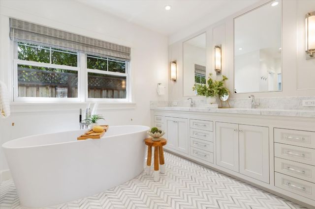595 Springer Terrace, Los Altos, CA 94024