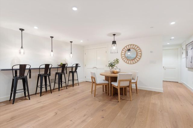 595 Springer Terrace, Los Altos, CA 94024