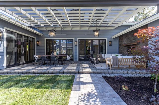 595 Springer Terrace, Los Altos, CA 94024