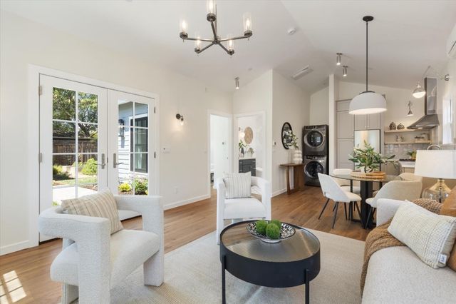 595 Springer Terrace, Los Altos, CA 94024