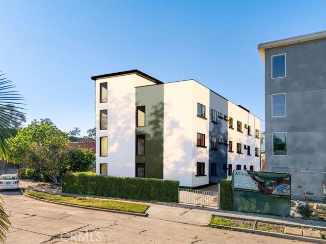 2405 Clyde, Los Angeles, CA 90016