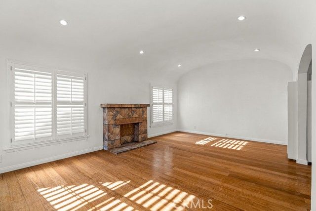 2405 Clyde, Los Angeles, CA 90016