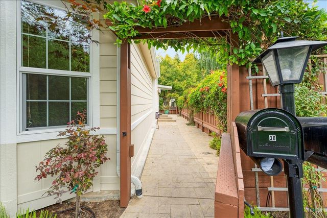 300 Plum Street 30, Capitola, CA 95010