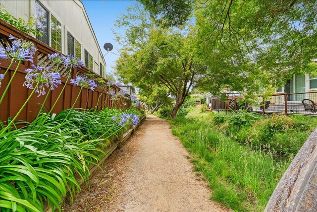 300 Plum Street 30, Capitola, CA 95010
