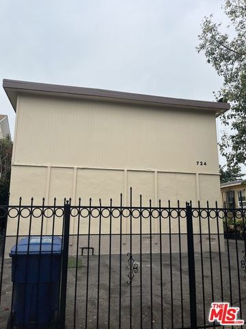 724 E 32nd Street, Los Angeles, CA 90011