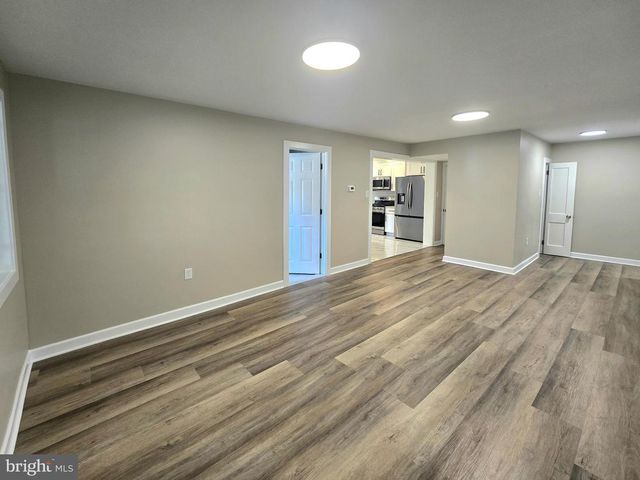 6737 PARK AVE, Pennsauken, NJ 08109