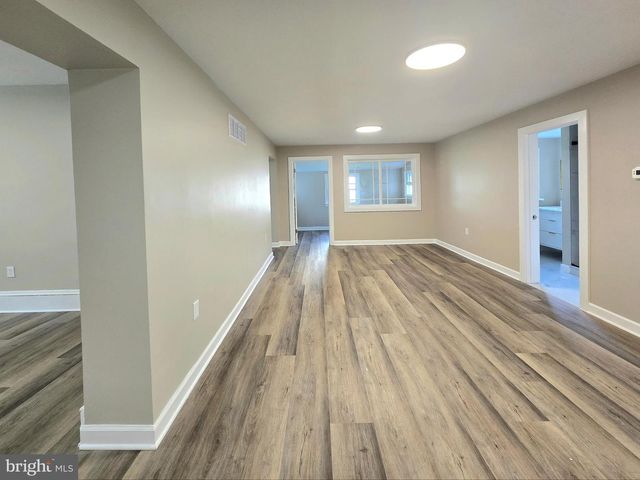 6737 PARK AVE, Pennsauken, NJ 08109