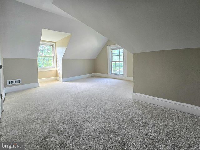 6737 PARK AVE, Pennsauken, NJ 08109