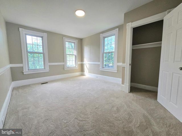 6737 PARK AVE, Pennsauken, NJ 08109
