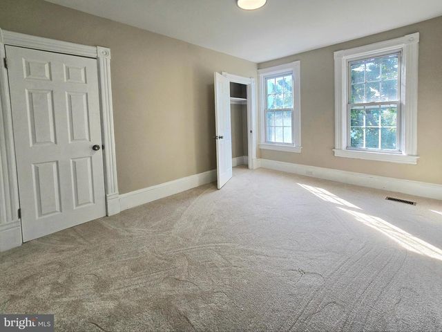 6737 PARK AVE, Pennsauken, NJ 08109
